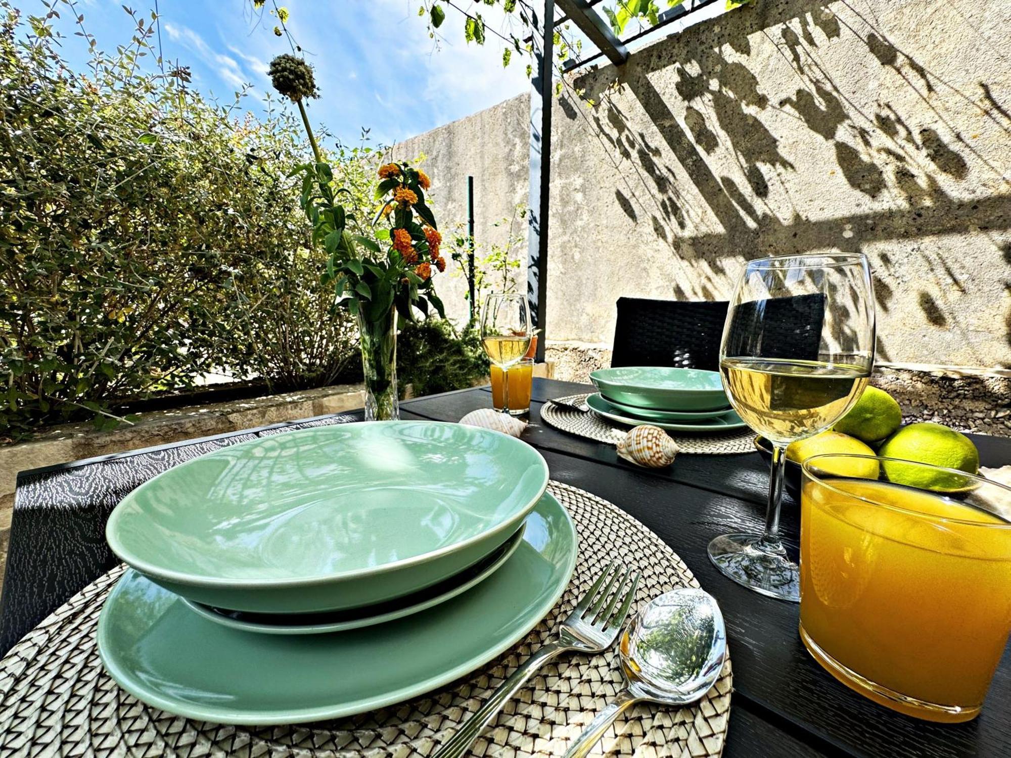 פוסטיר Studio Apartment Matoni מראה חיצוני תמונה